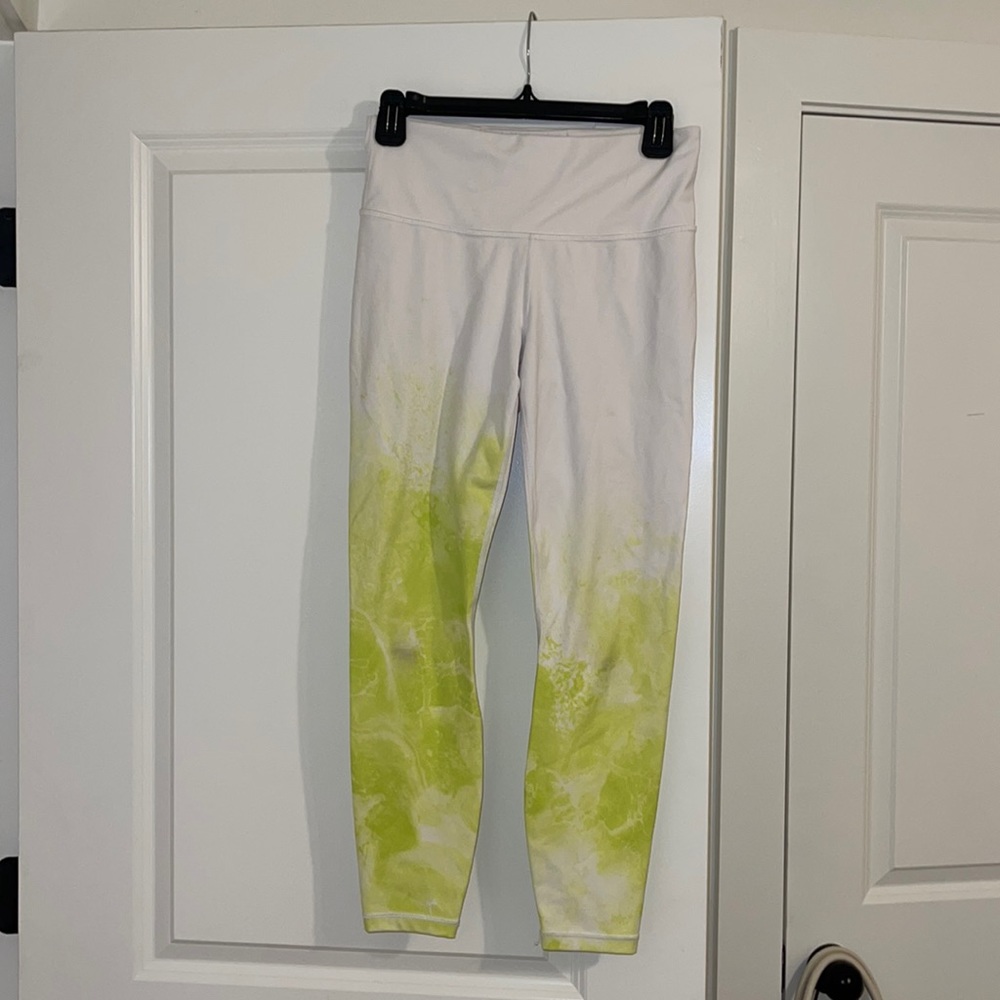 Athleta 7/8 white and yellow leggings